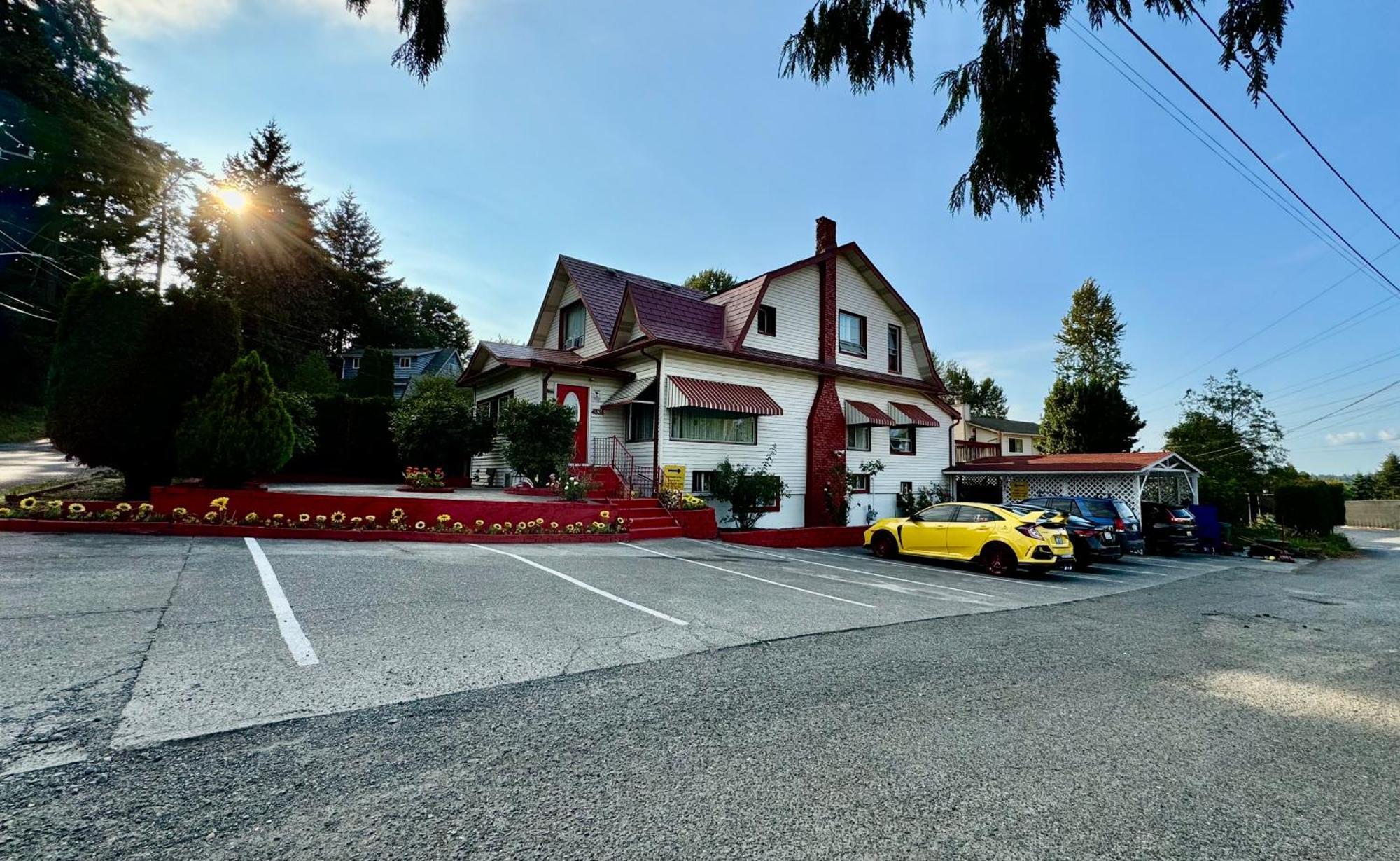 Tiny Private Room On The 1St Floor With Shared Bathroom Near Seatac Airport And Downtown Сиатъл Екстериор снимка